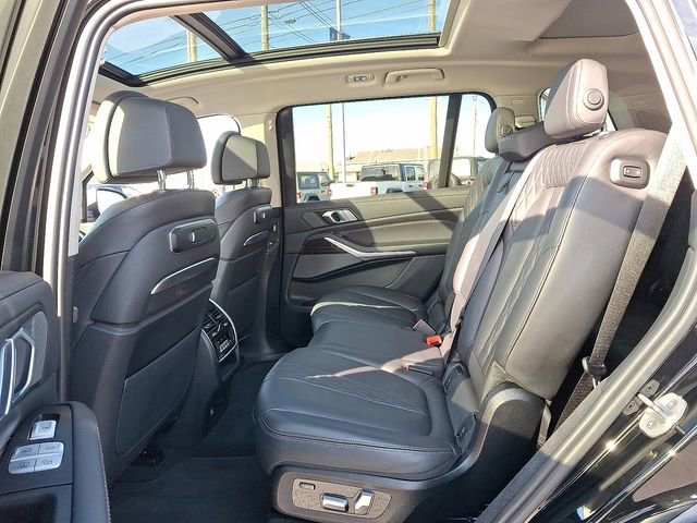 Used 2023 BMW X7 xDrive40i image 10