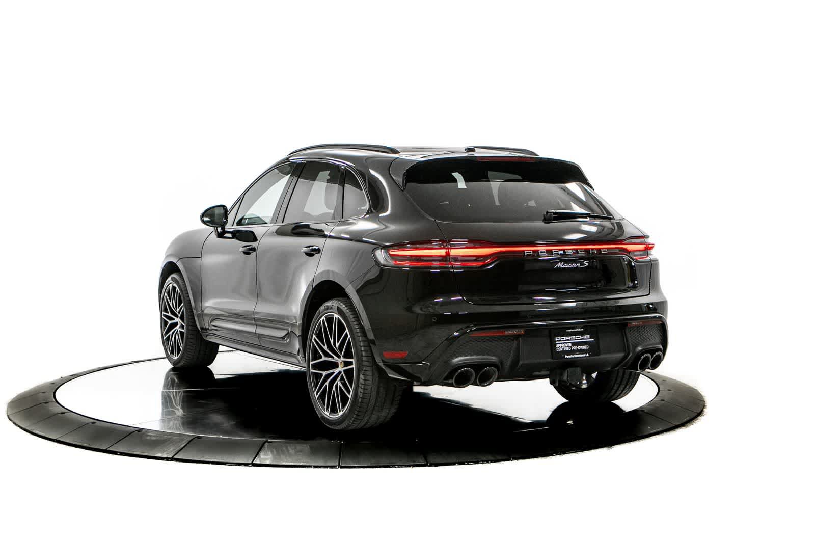 Used 2024 Porsche Macan S AWD/4WD image 3