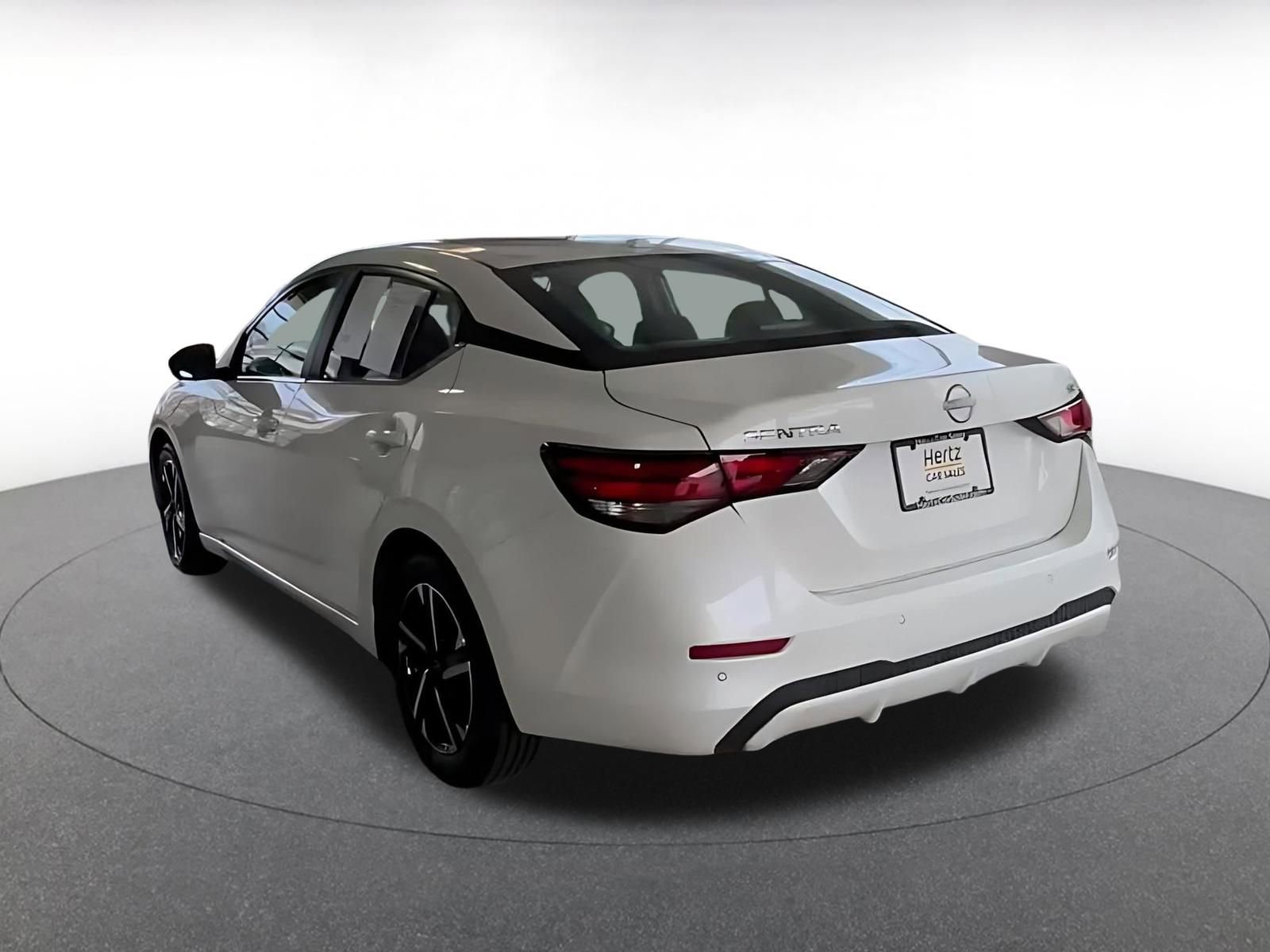Used 2024 Nissan Sentra SV FWD image 15