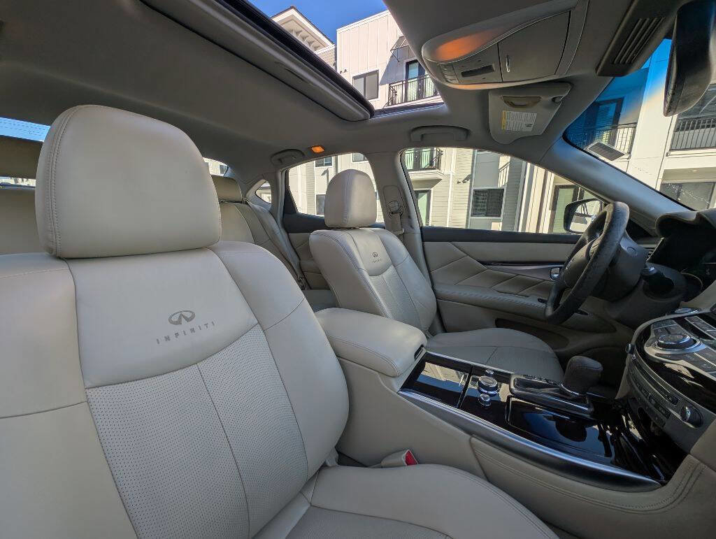 Used 2012 INFINITI M37 w/ Premium Pkg image 25