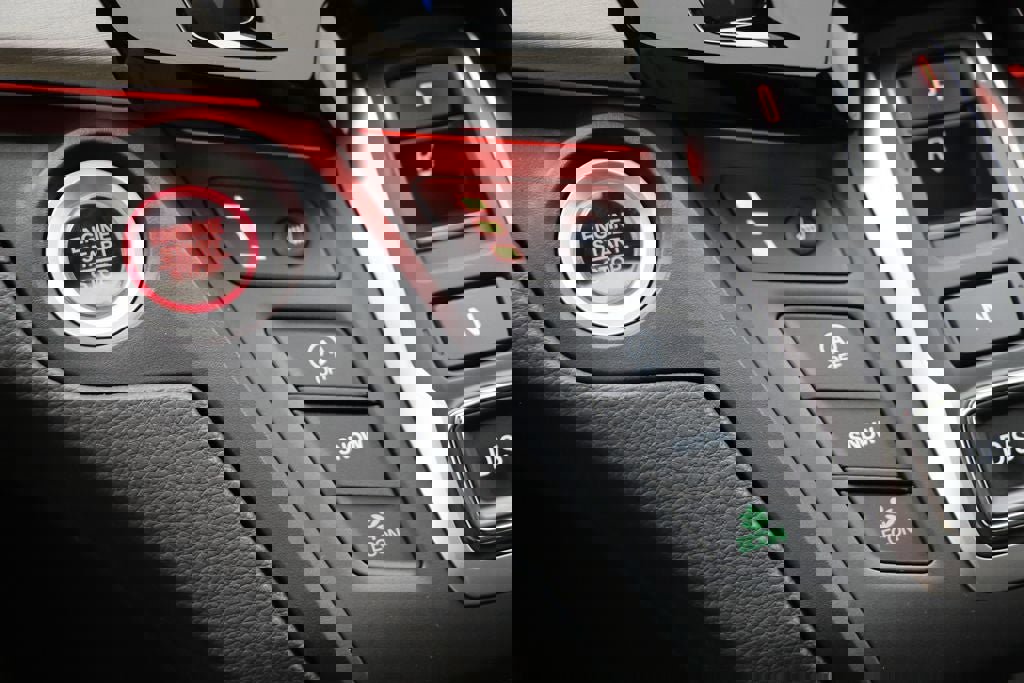 Used 2025 Honda Odyssey Sport-L image 25