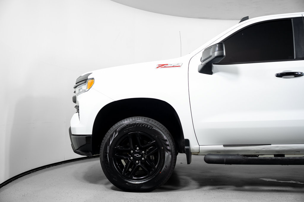 Used 2023 Chevrolet Silverado 1500 LT Trail Boss w/ Protection Package AWD/4WD image 12