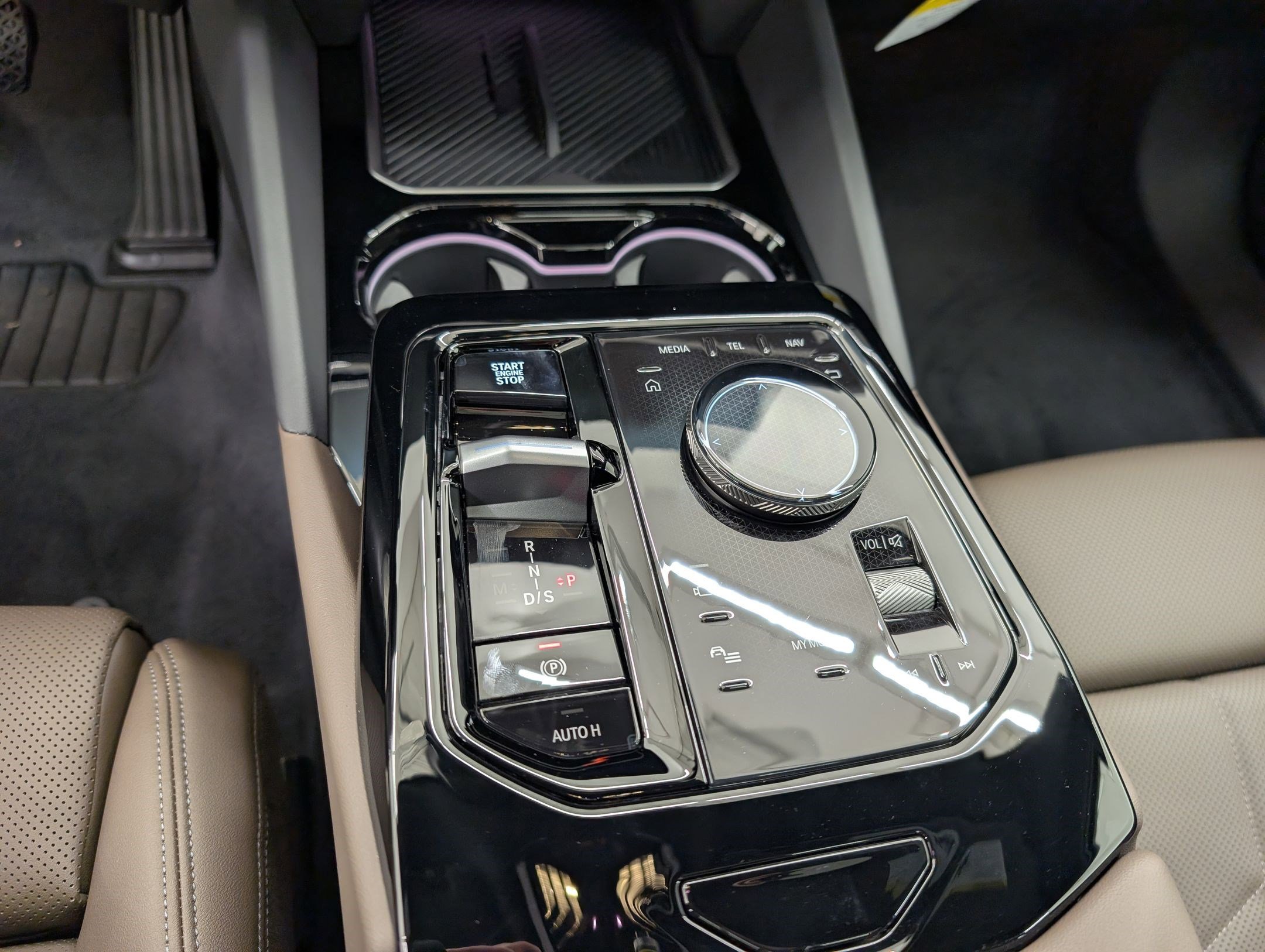 New 2026 BMW 530i w/ Premium Package RWD image 19