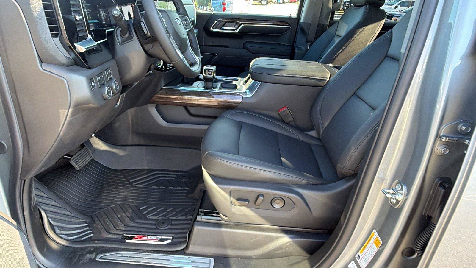 New 2026 Chevrolet Silverado 1500 LT Trail Boss w/ LT Trail Boss Premium Package AWD/4WD image 17