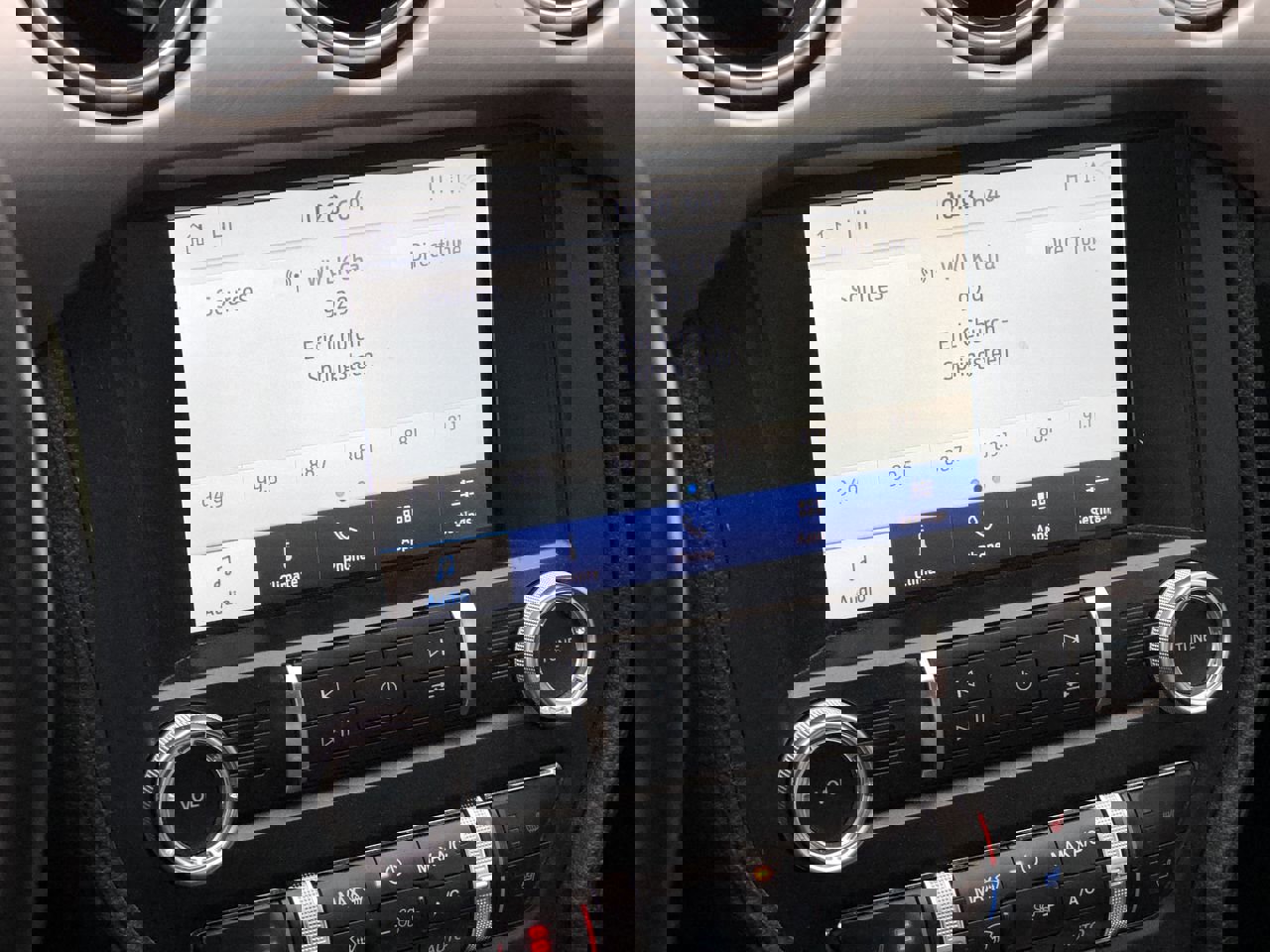 Used 2020 Ford Mustang Premium image 18