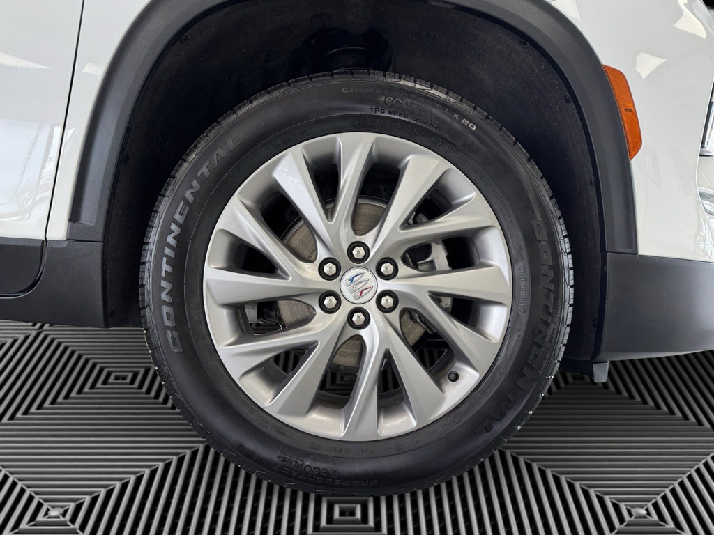 Used 2026 Buick Enclave Preferred image 9