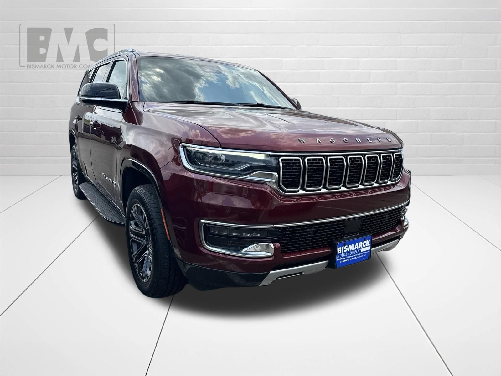 Used 2024 Jeep Wagoneer Series II AWD/4WD image 2