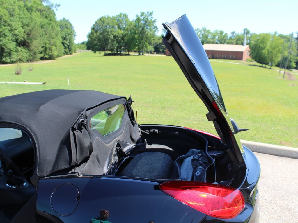 Used 2009 Pontiac Solstice Convertible w/ Preferred Package RWD image 14