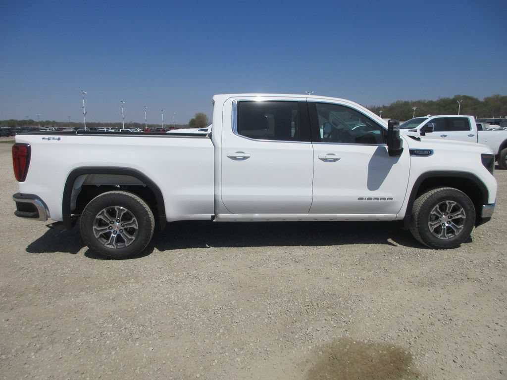 New 2026 GMC Sierra 1500 SLE w/ Max Trailering Package AWD/4WD image 3