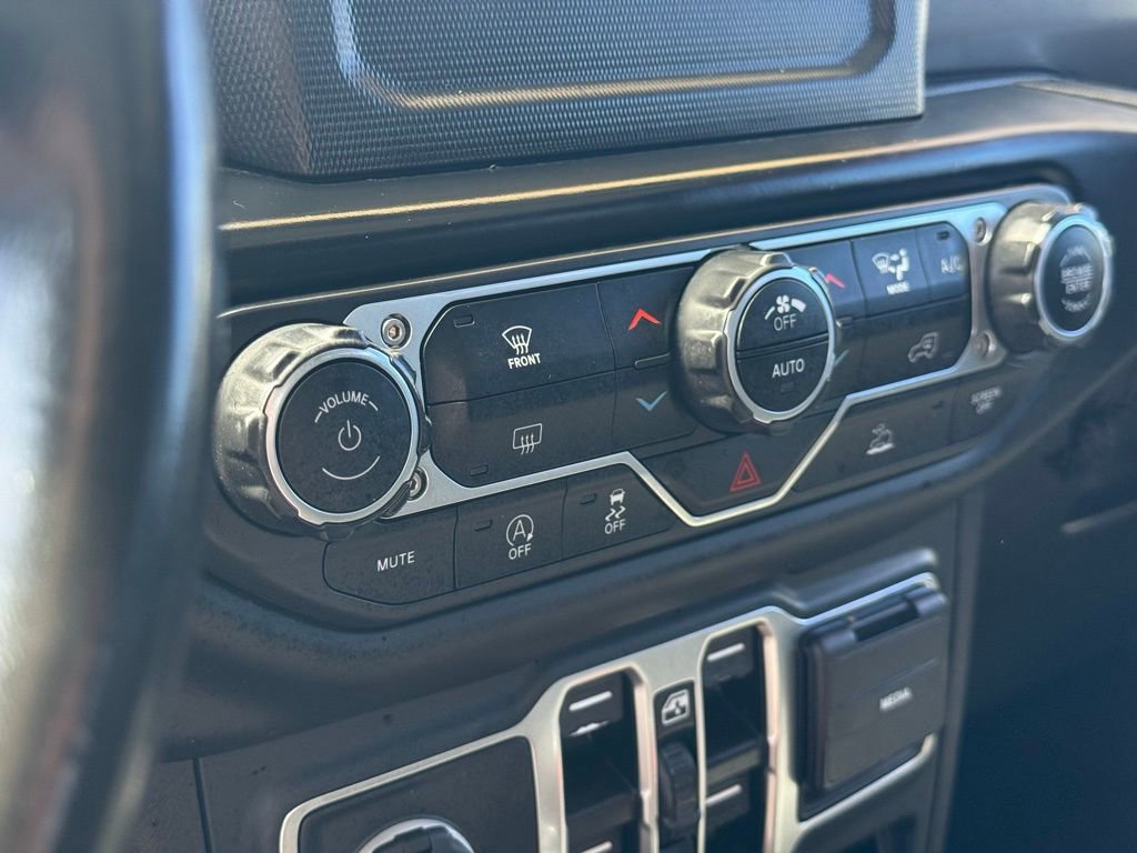 Used 2021 Jeep Wrangler Unlimited Sport AWD/4WD image 21