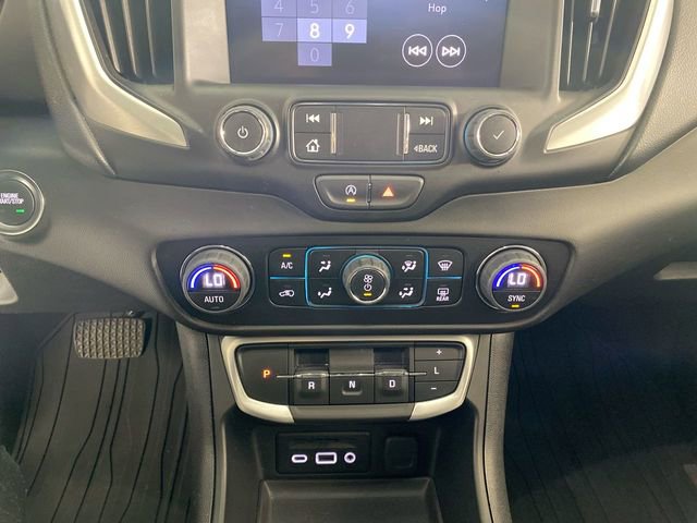 Used 2024 GMC Terrain SLT AWD/4WD image 42