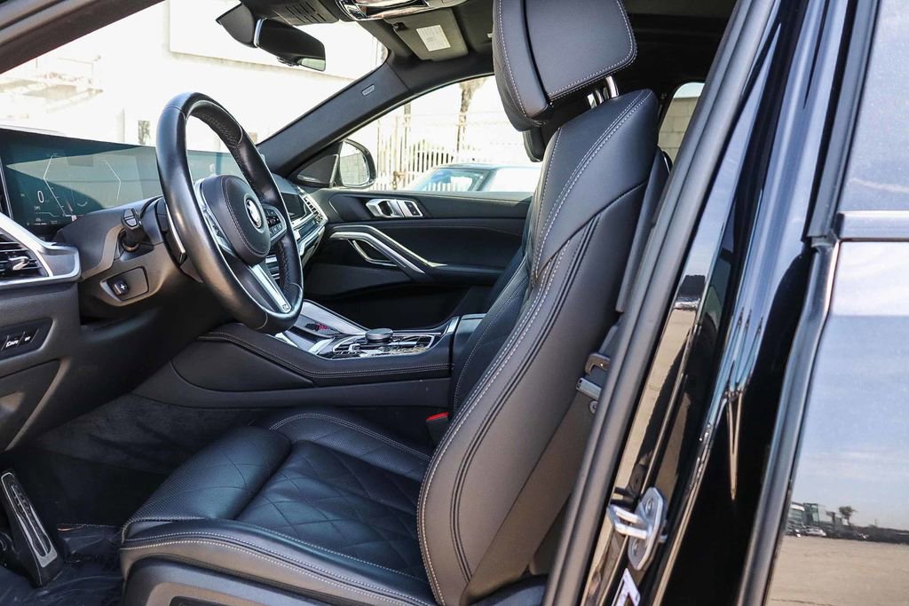 Used 2025 BMW X6 xDrive40i AWD/4WD image 17