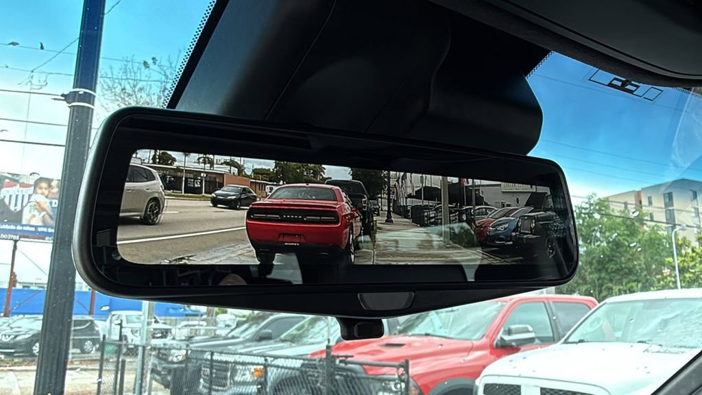 Used 2018 Cadillac Escalade ESV Platinum AWD/4WD image 40