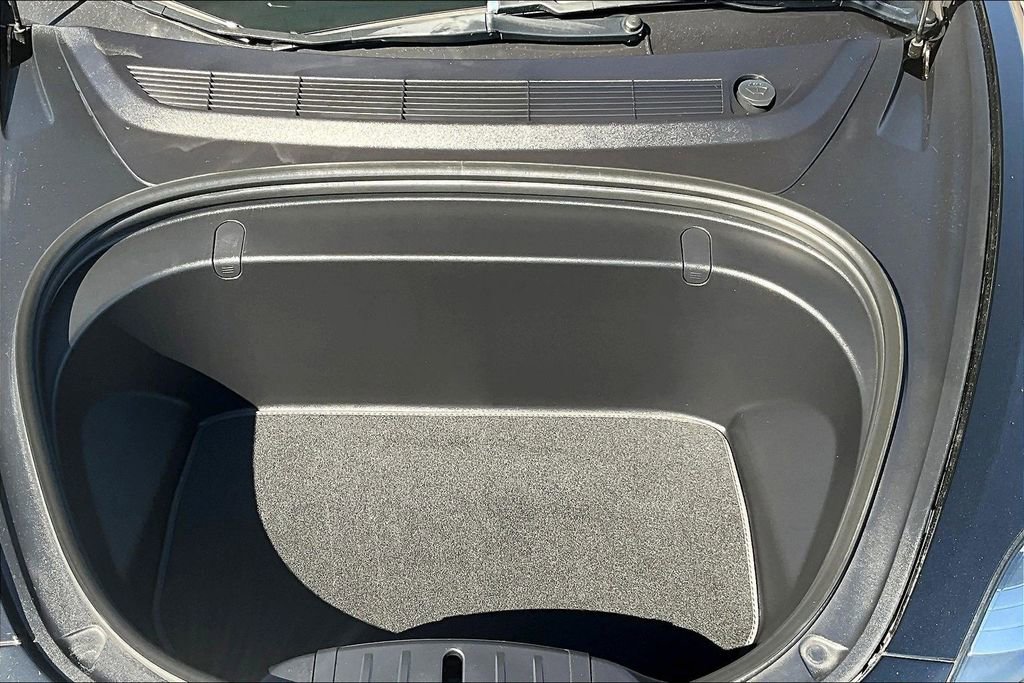 Used 2018 Tesla Model 3 Long Range image 10