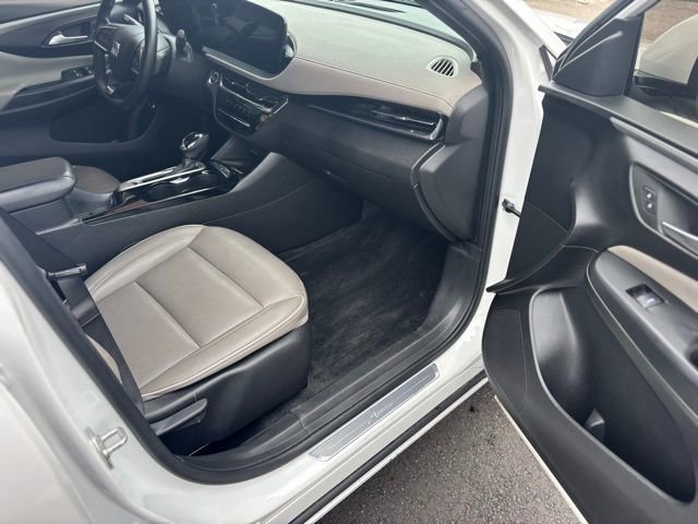 Used 2024 Buick Envista Avenir FWD image 13