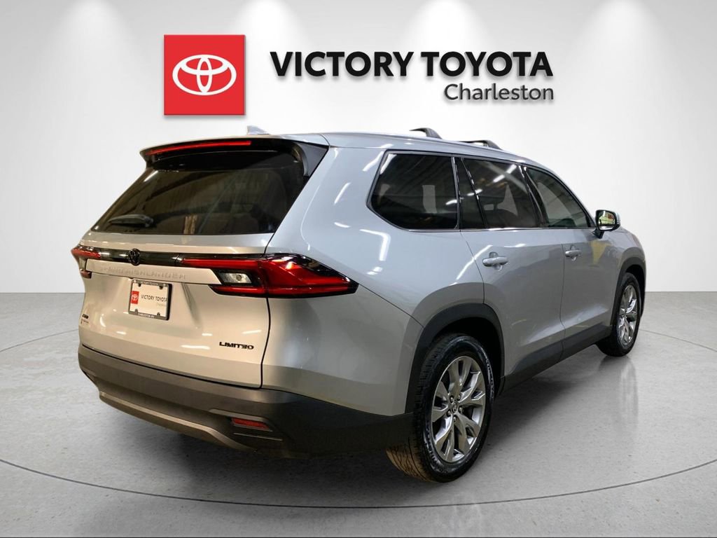 Used 2024 Toyota Grand Highlander Limited image 7