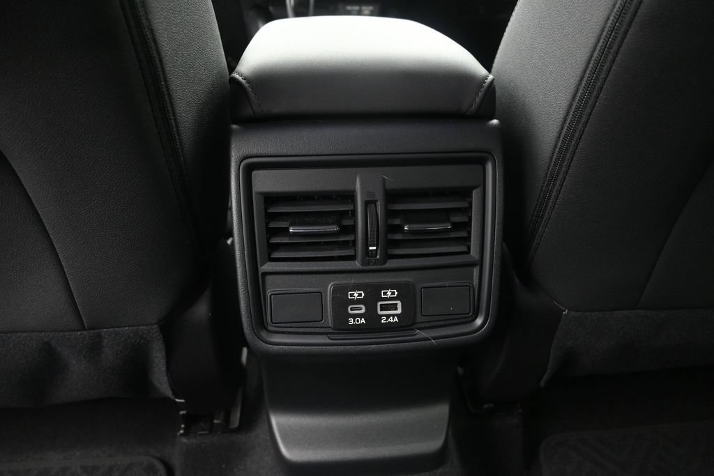 Used 2026 Subaru Outback Premium AWD/4WD image 19