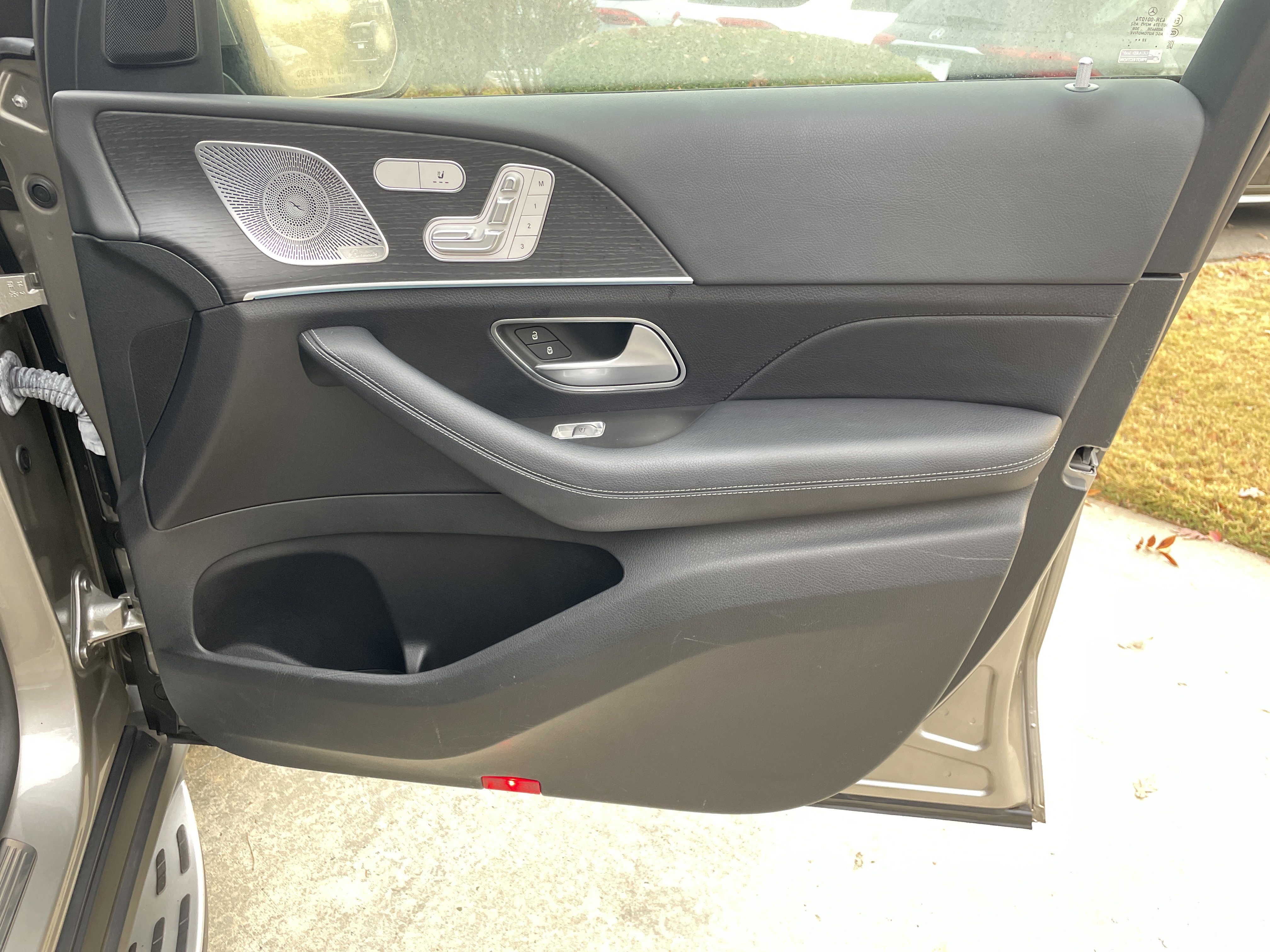 Used 2023 Mercedes-Benz GLE 350 4MATIC image 45