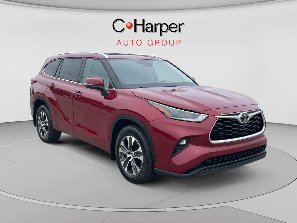 Used 2021 Toyota Highlander XLE