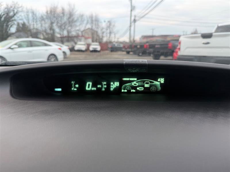 Used 2015 Toyota Prius Two FWD image 24