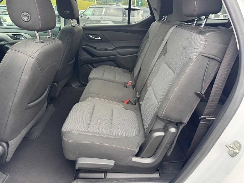 Used 2020 Chevrolet Traverse LS FWD image 14