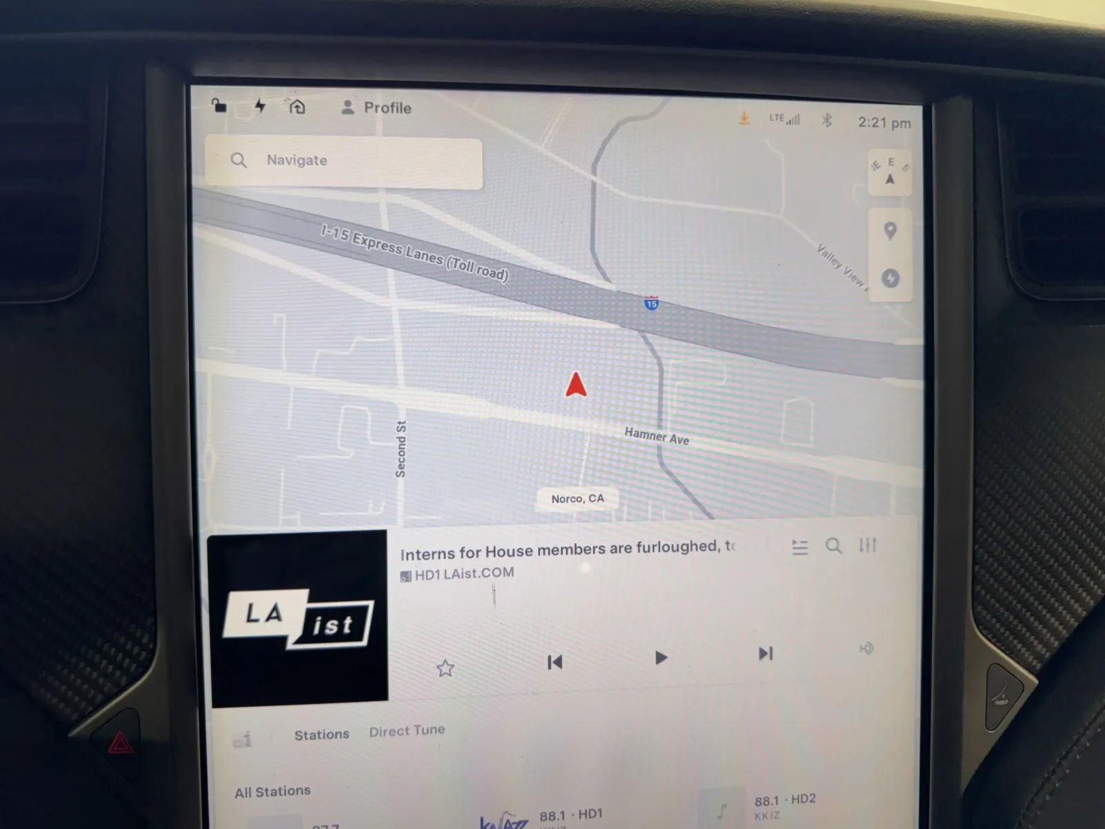 Used 2018 Tesla Model X 75D image 14