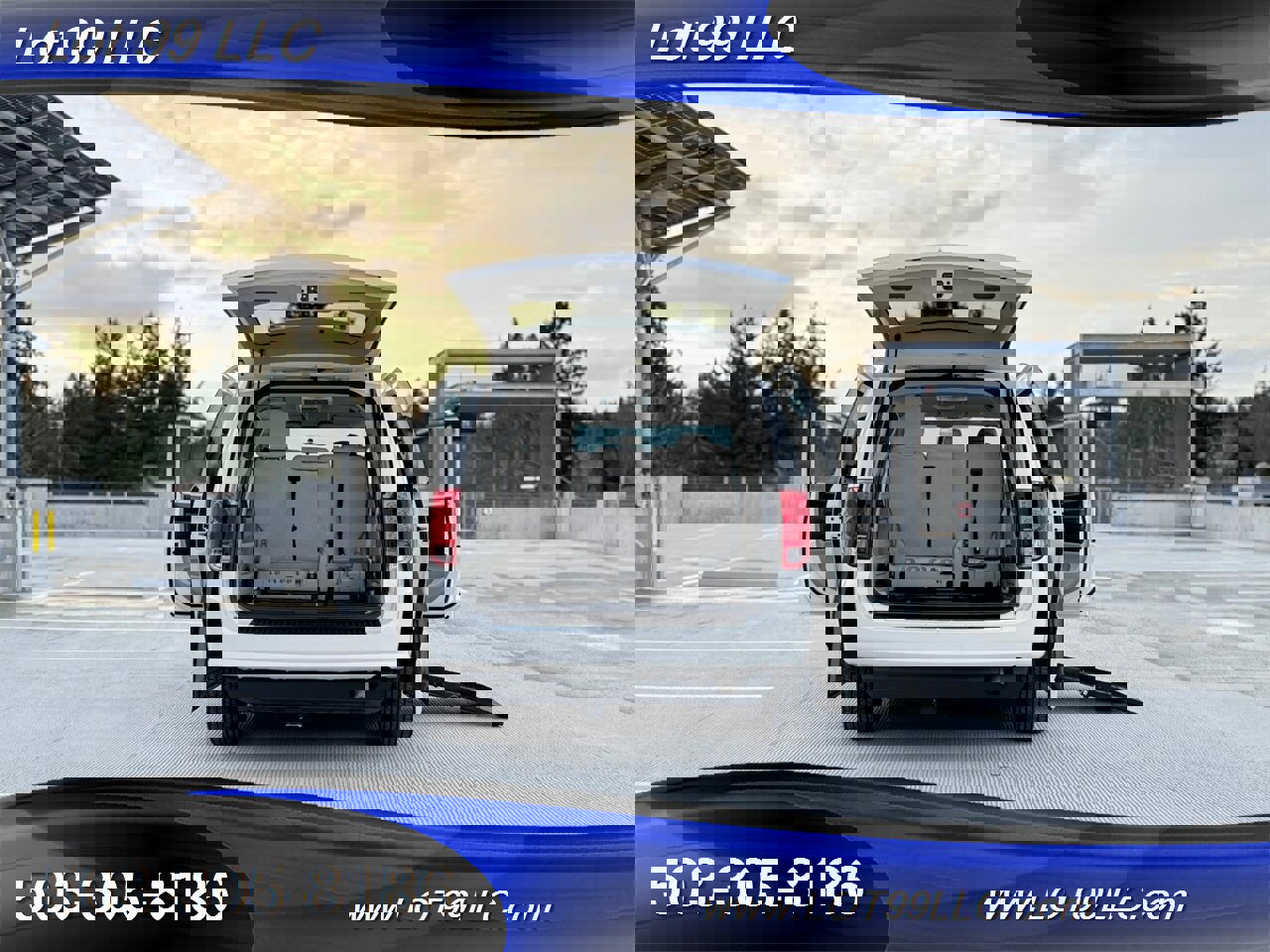 Used 2011 Dodge Grand Caravan Crew image 40