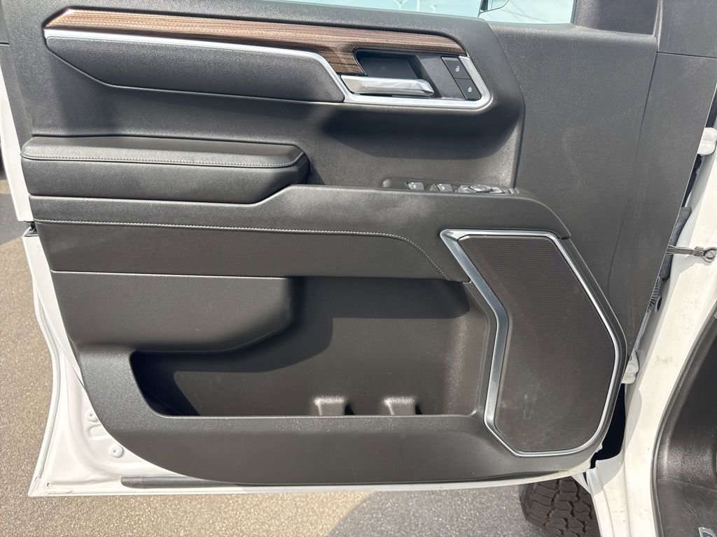 Used 2025 Chevrolet Silverado 1500 LT w/ Work Truck Package image 26