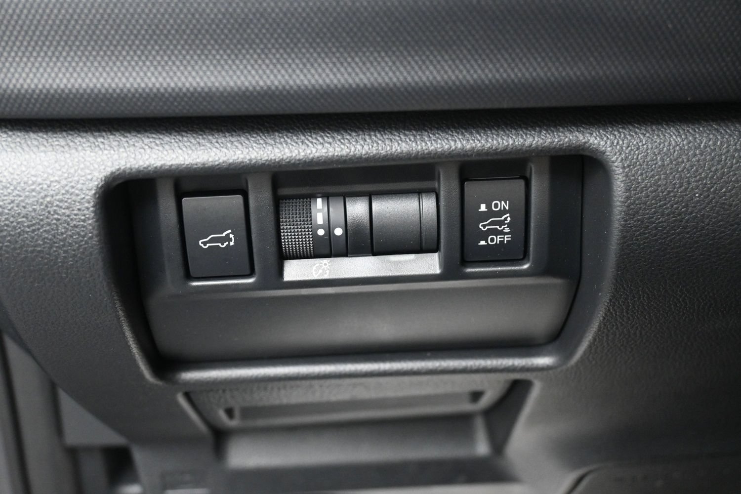Certified 2025 Subaru Forester Premium AWD/4WD image 19