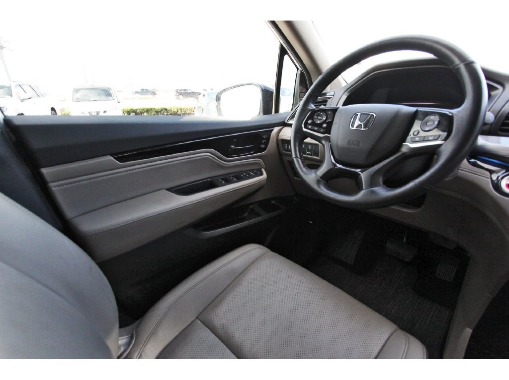 Used 2024 Honda Odyssey Elite image 9