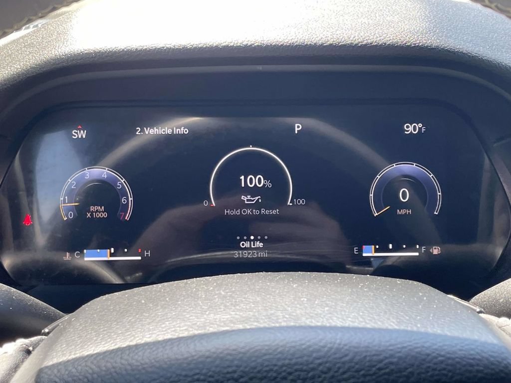 Certified 2023 Jeep Grand Cherokee L Laredo AWD/4WD image 29