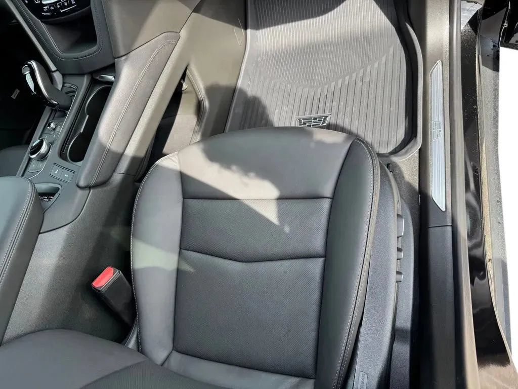 New 2026 Cadillac XT5 Premium Luxury w/ LPO, Floor Liner Package AWD/4WD image 15