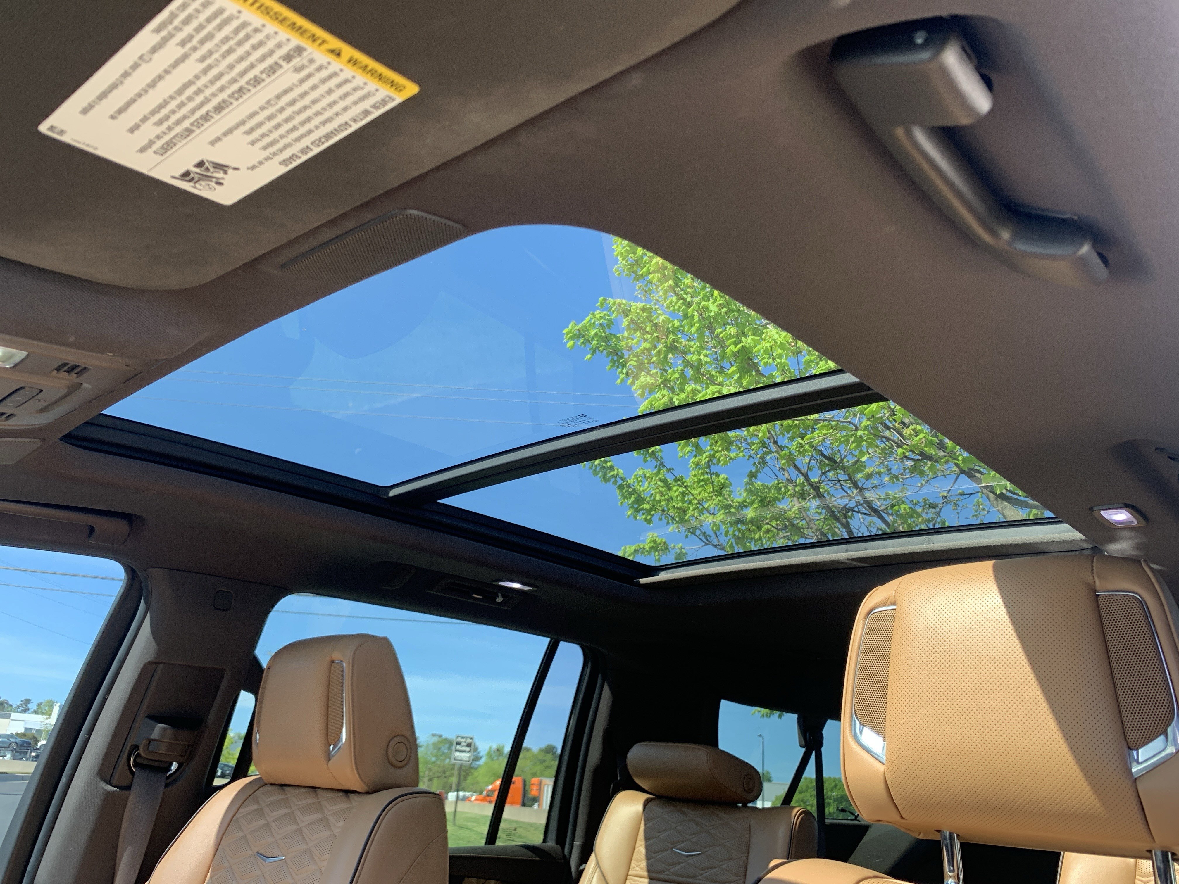 Used 2021 Cadillac Escalade ESV Premium Luxury image 28