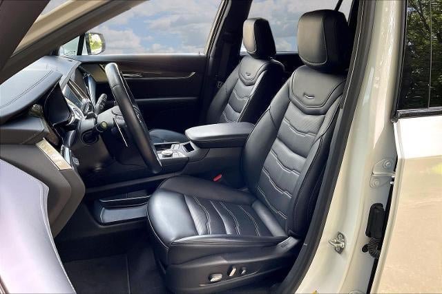 Used 2025 Cadillac XT6 Sport w/ Platinum Package AWD/4WD image 21