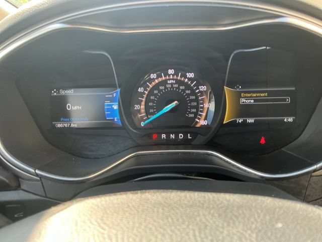 Used 2017 Ford Fusion SE w/ Fusion SE Technology Package FWD image 19