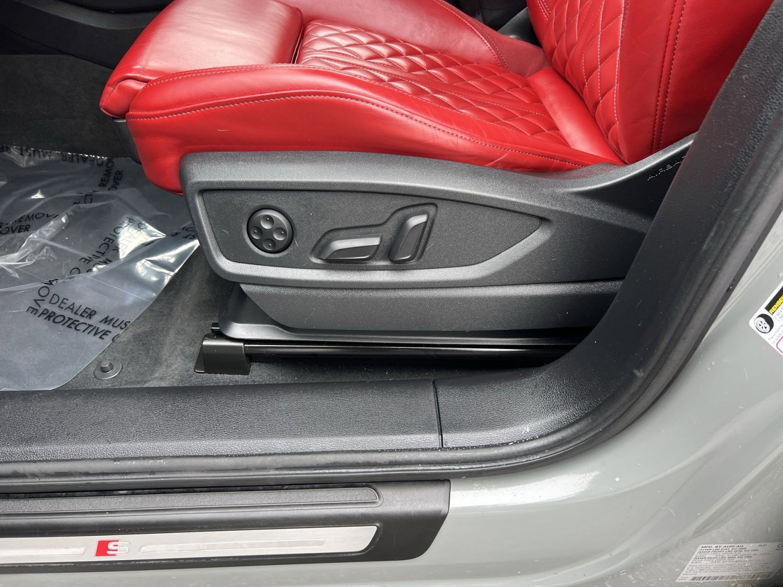 Used 2022 Audi SQ5 Prestige w/ Prestige Package image 14