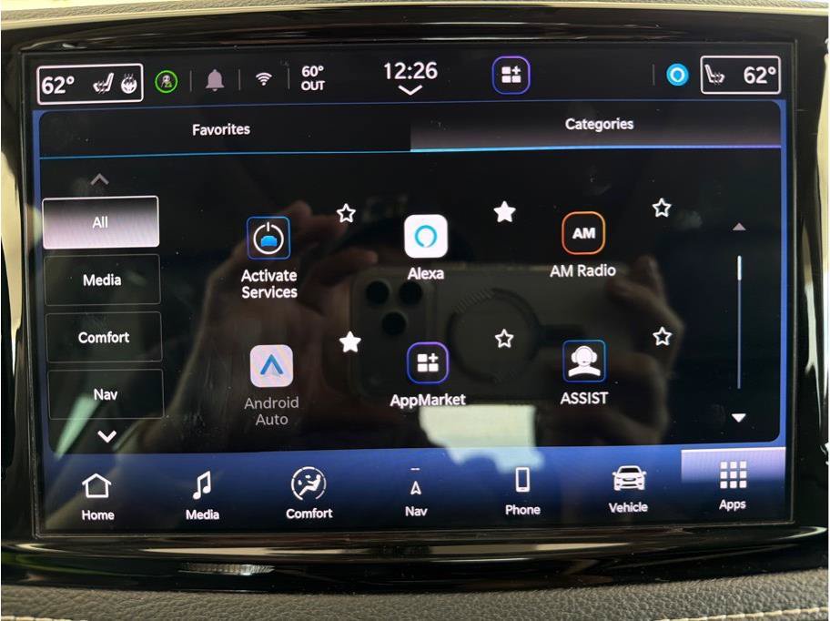 Used 2023 Chrysler Pacifica Limited FWD image 25