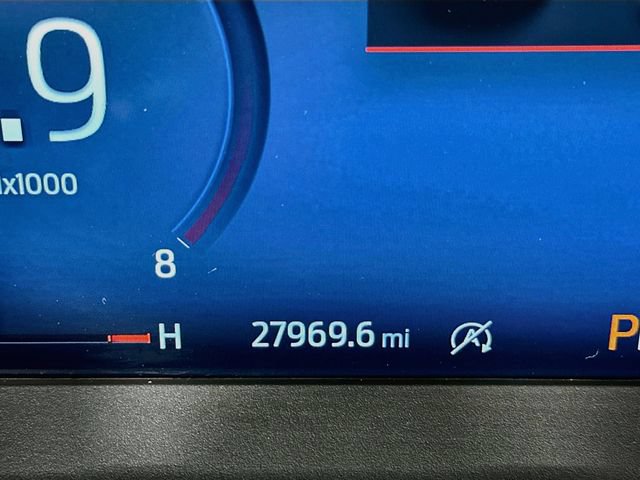 Used 2025 Ford Escape Platinum AWD/4WD image 17