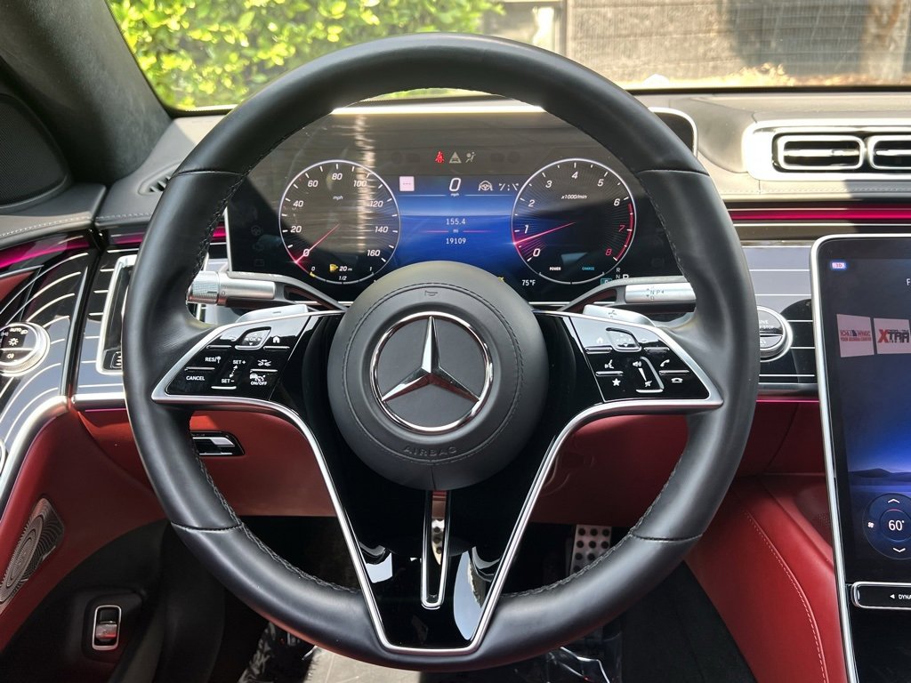 Used 2023 Mercedes-Benz S 580 4MATIC Sedan w/ AMG Line image 37