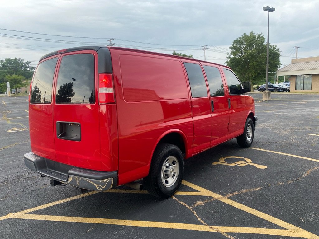 Used 2020 Chevrolet Express 2500 w/ Driver Convenience Package image 5