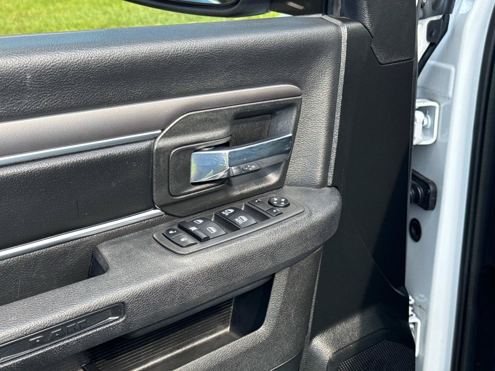 Certified 2022 RAM 1500 Warlock AWD/4WD image 18