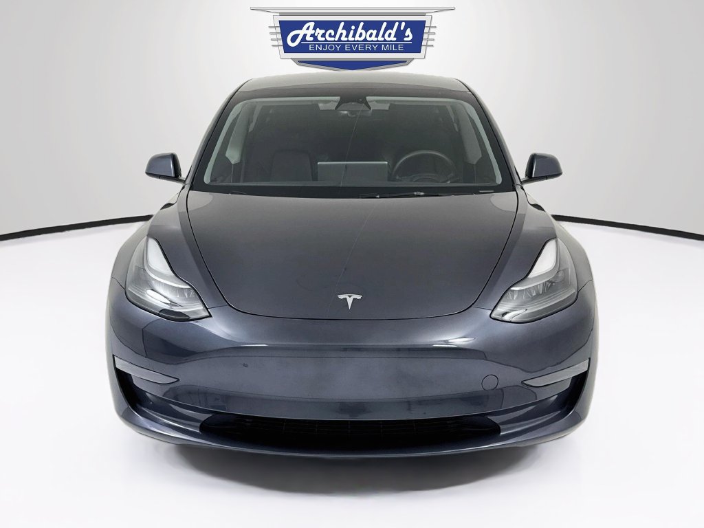 Used 2023 Tesla Model 3 Standard Range RWD image 2