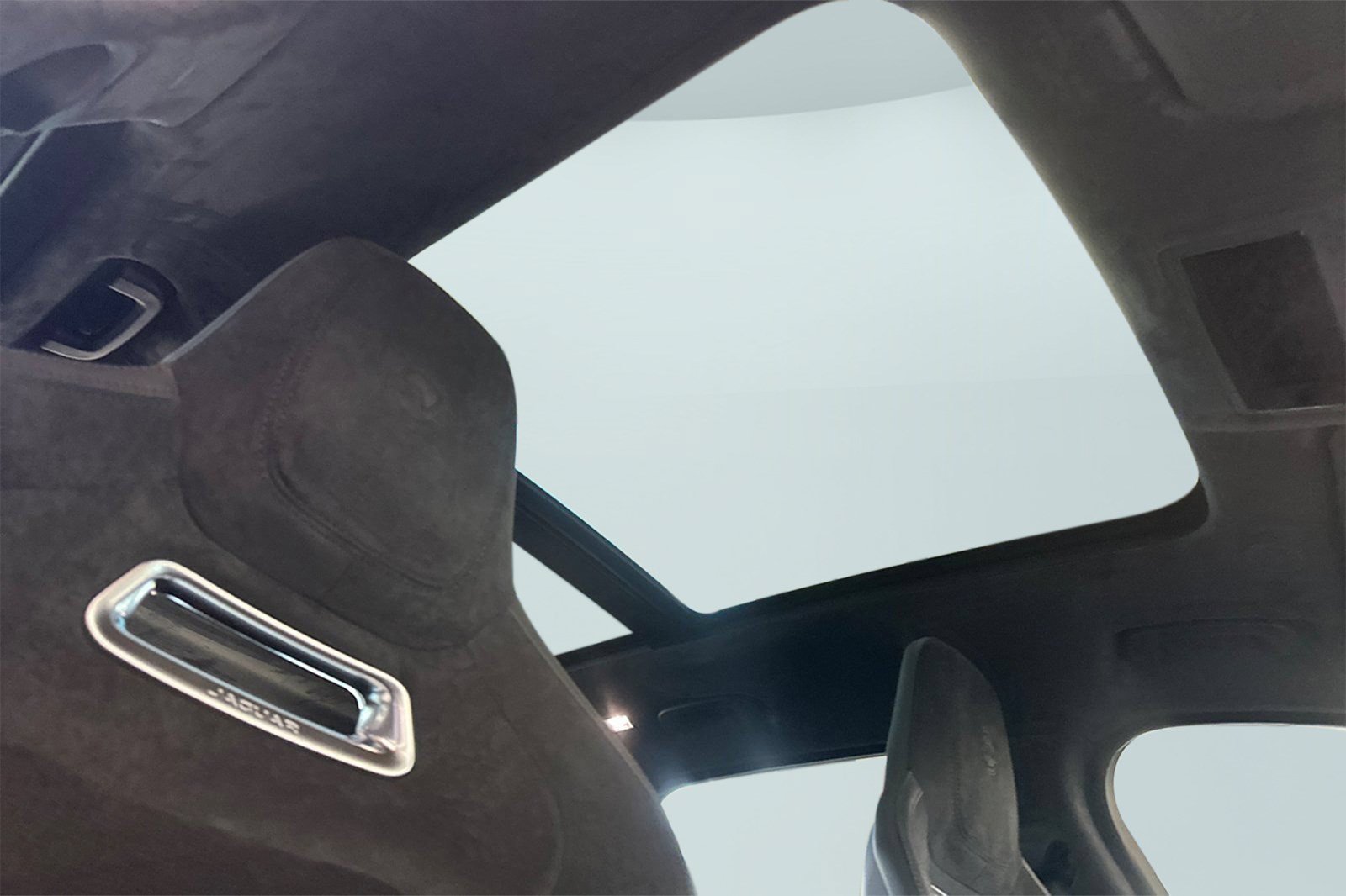 New 2026 Jaguar F-PACE SVR 575 Edition AWD/4WD image 22