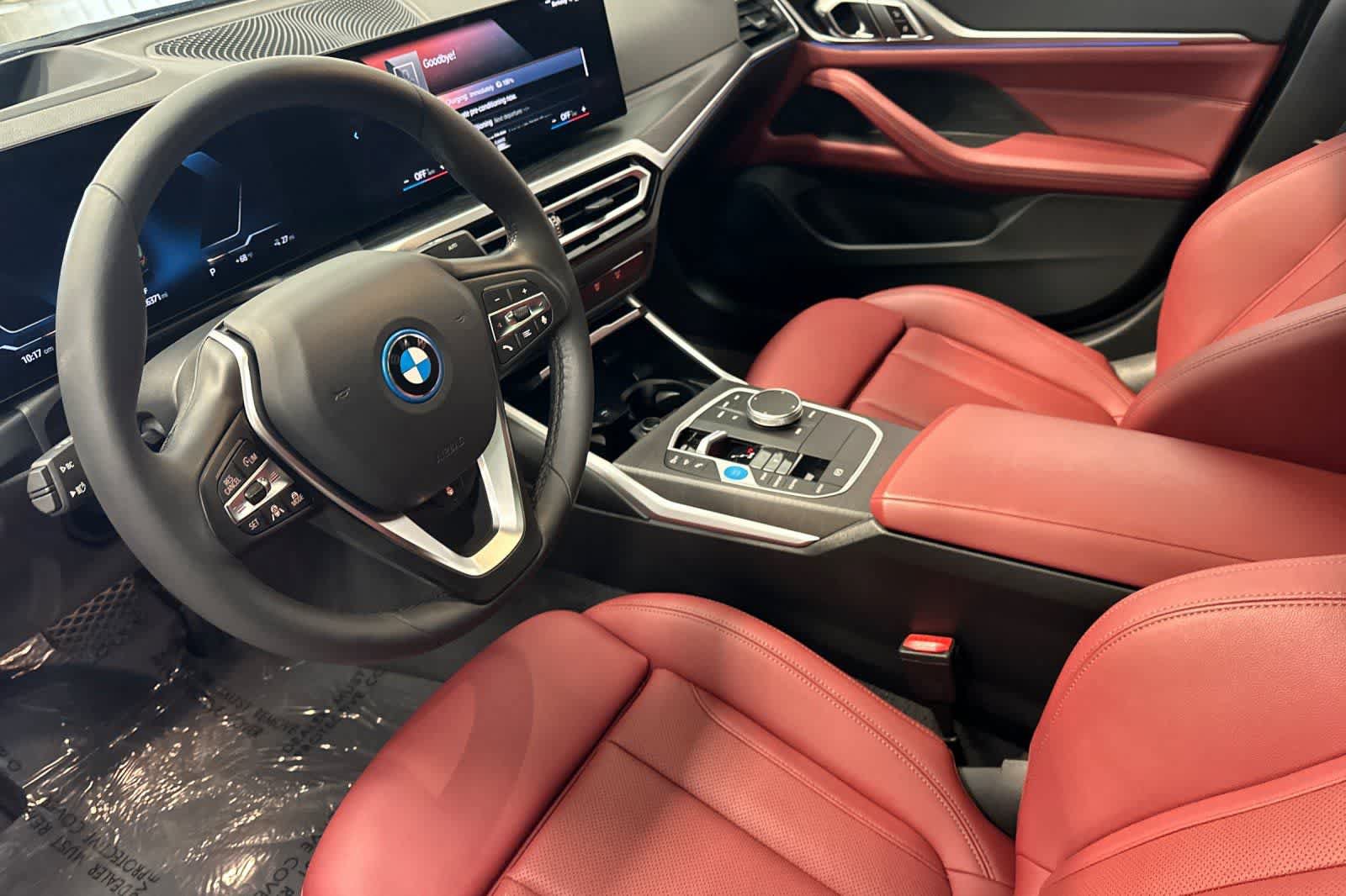 Used 2023 BMW i4 eDrive35 RWD image 11