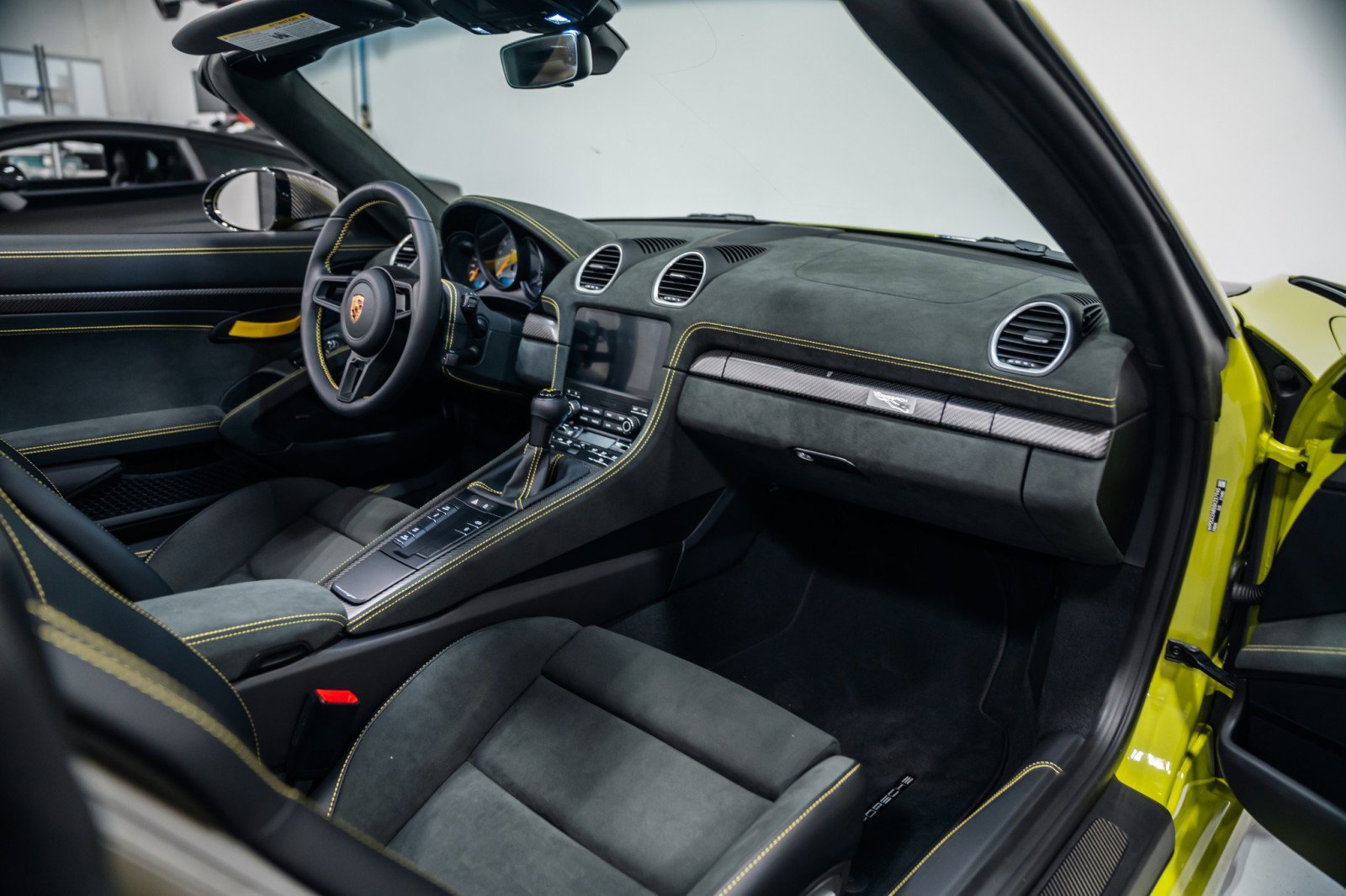 Used 2025 Porsche 718 Boxster Spyder RS image 13