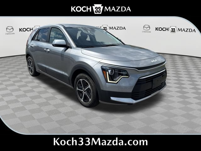 Used 2023 Kia Niro LX FWD video 1