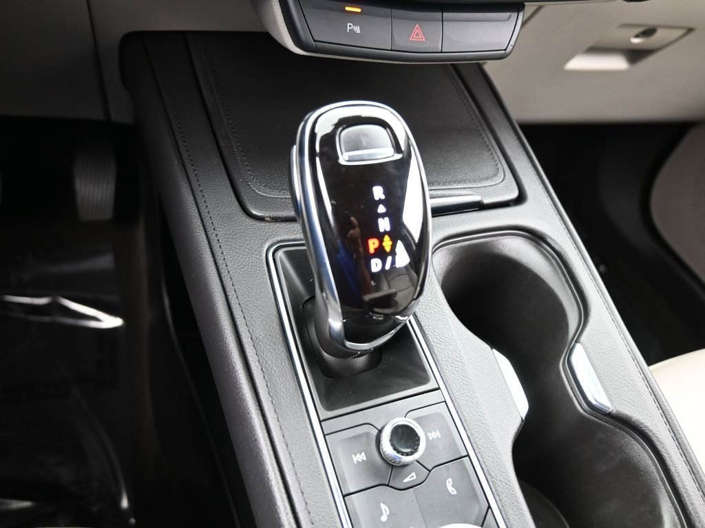 Used 2023 Cadillac XT4 Luxury image 25