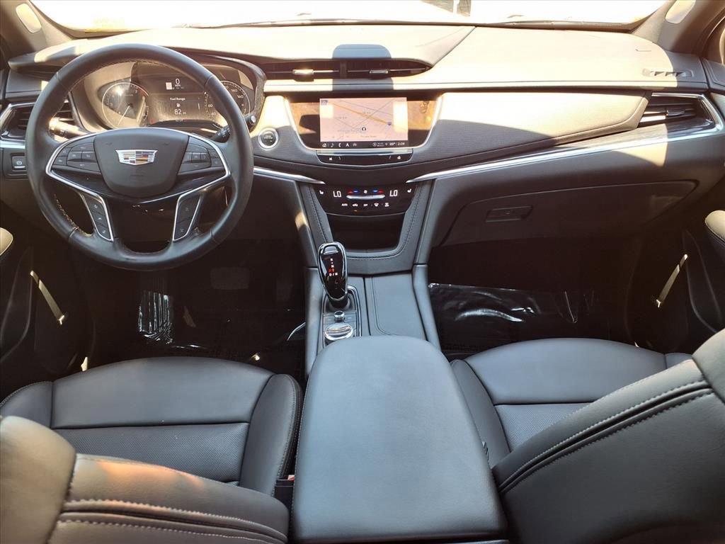 Certified 2024 Cadillac XT5 Premium Luxury FWD image 15