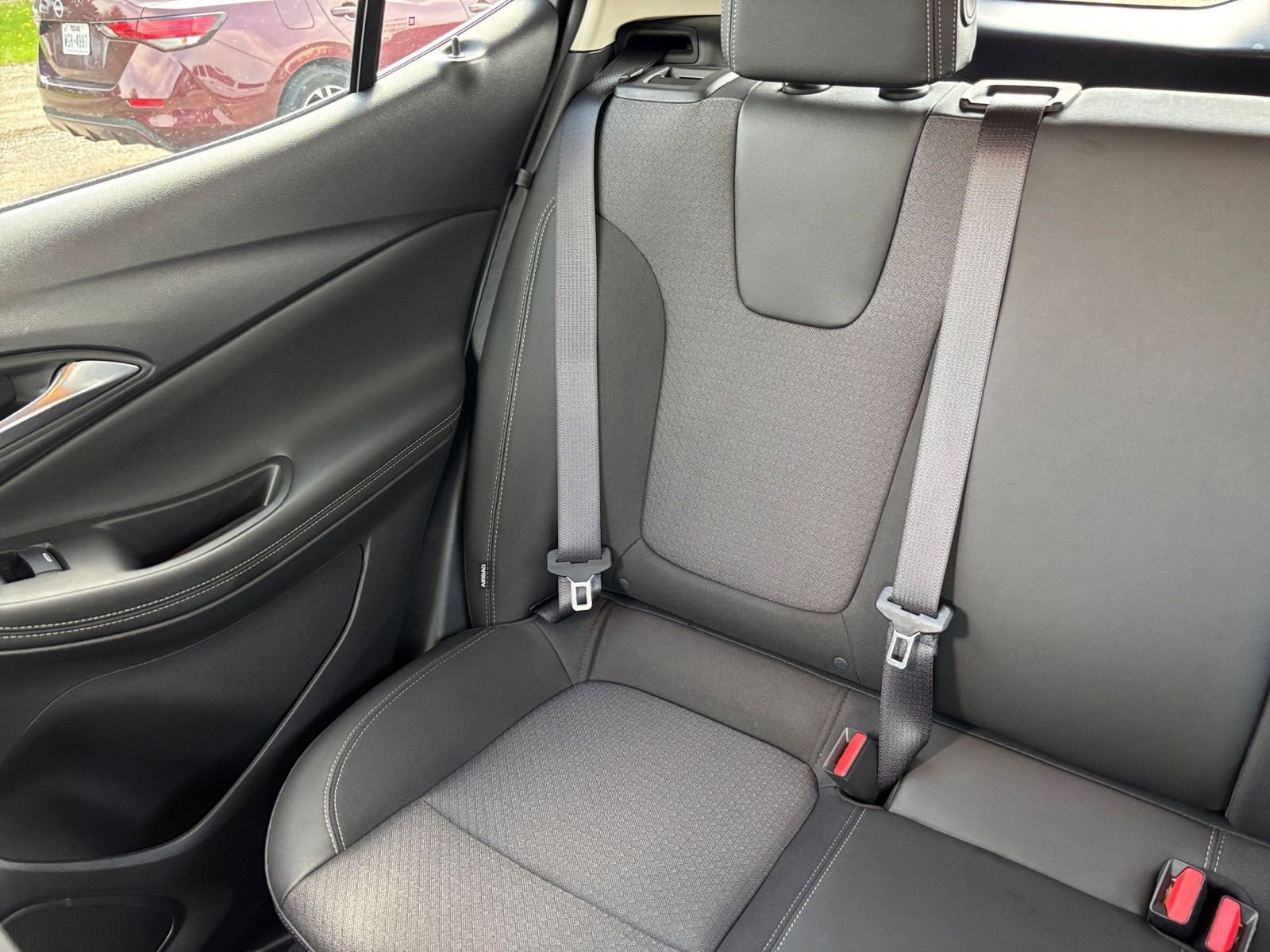 Used 2025 Buick Encore GX Preferred FWD image 39
