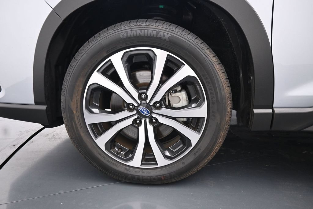 Used 2023 Subaru Forester Limited w/ Popular Package #2 AWD/4WD image 14